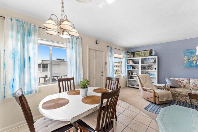 3280 Cynthia Lane 214, Lake Worth Beach, FL 33461