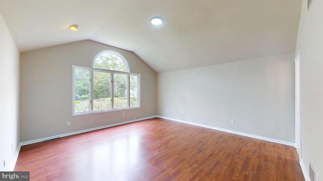 345 BROAD ST, Mount Holly, NJ 08060