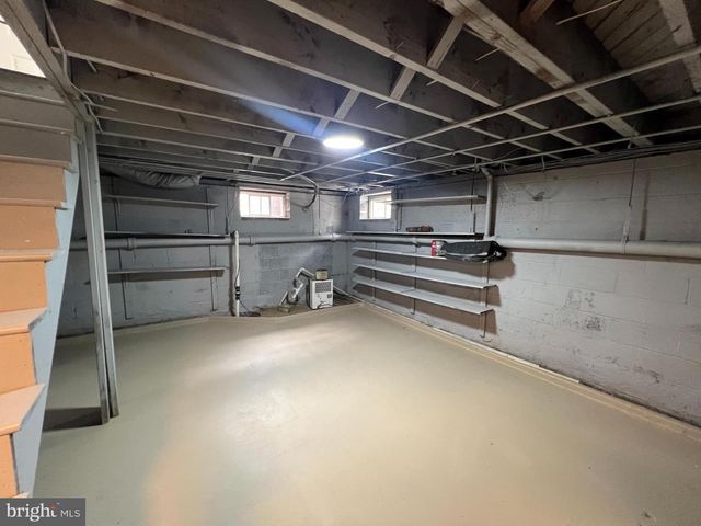 345 BROAD ST, Mount Holly, NJ 08060