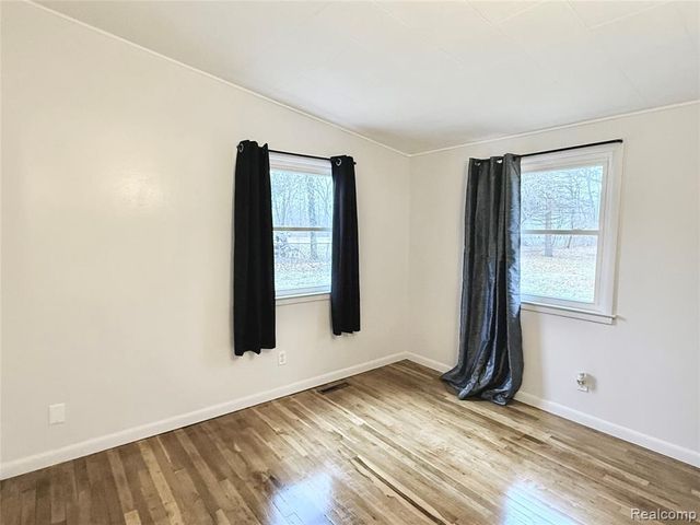 36945 Menton Street, Romulus, MI 48174