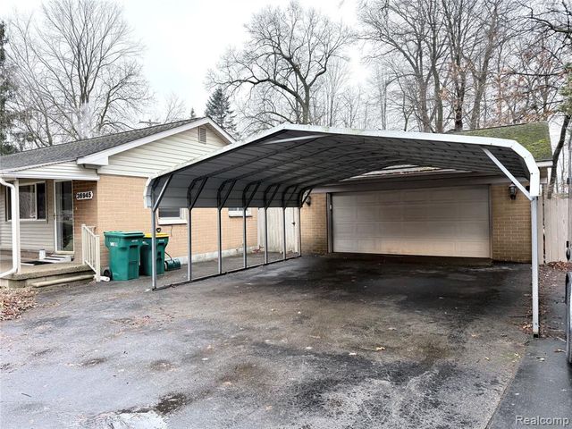 36945 Menton Street, Romulus, MI 48174