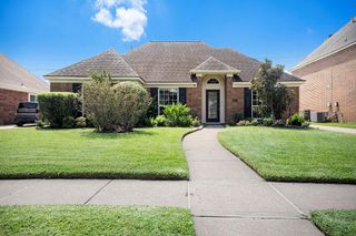 4705 Broadmoor Drive, League City, TX 77573