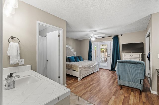 1687 Kaweah Drive, Tulare, CA 93274