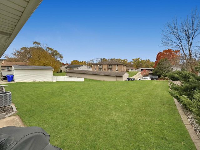 123 W 10th STREET, Kaukauna, WI 54130