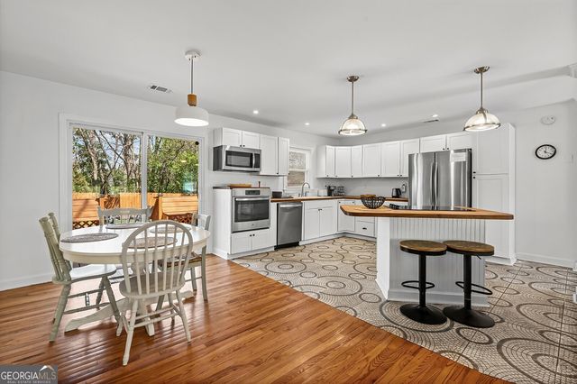 414 Charles Place, Roswell, GA 30075