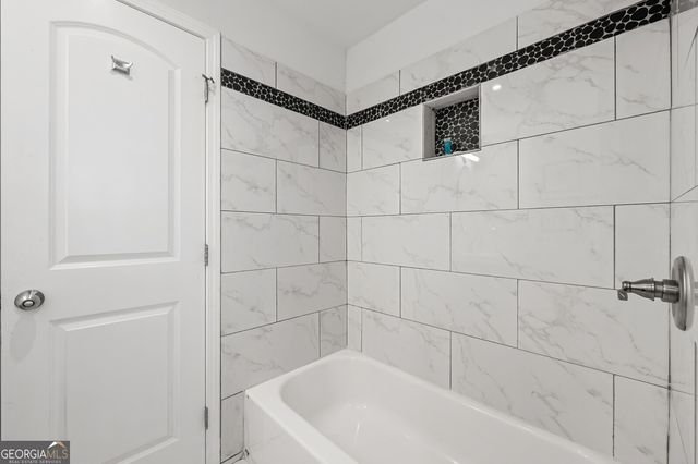414 Charles Place, Roswell, GA 30075