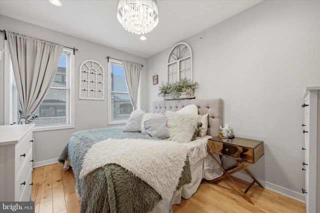 2512 COLLINS ST, Philadelphia, PA 19125