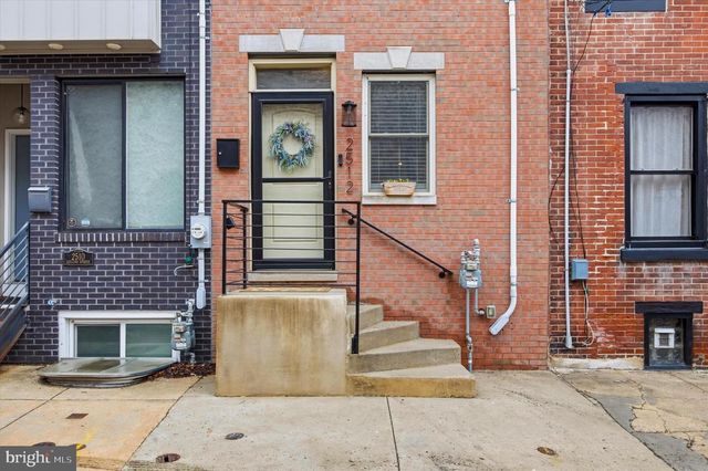 2512 COLLINS ST, Philadelphia, PA 19125