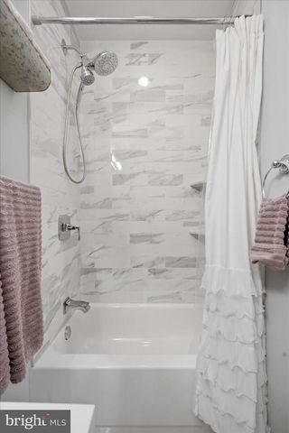 2512 COLLINS ST, Philadelphia, PA 19125