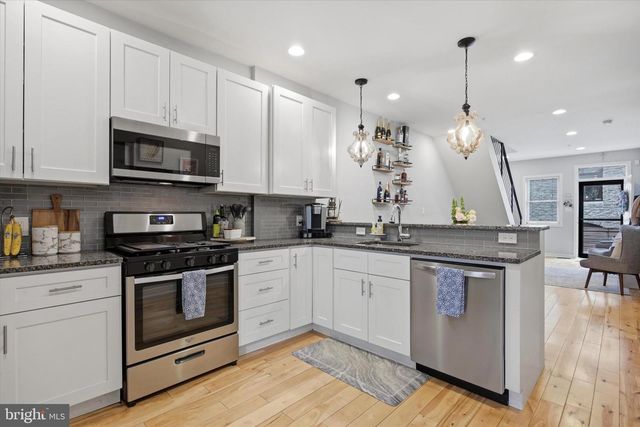 2512 COLLINS ST, Philadelphia, PA 19125