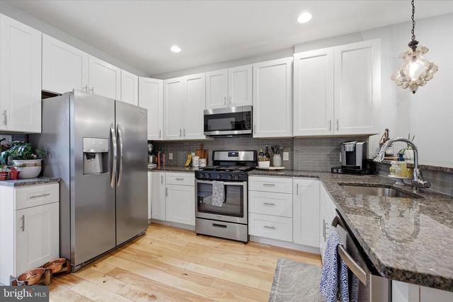 2512 COLLINS ST, Philadelphia, PA 19125