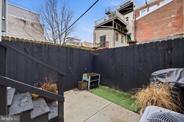 2512 COLLINS ST, Philadelphia, PA 19125