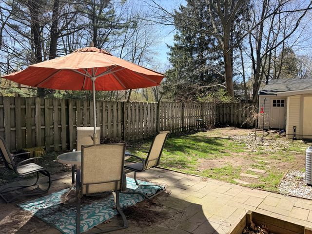 17684 Robbins Road, Grand Haven Twp, MI 49417