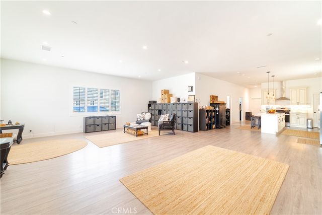 206 Silver, Lake Elsinore, CA 92530