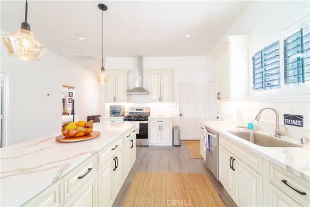 206 Silver, Lake Elsinore, CA 92530