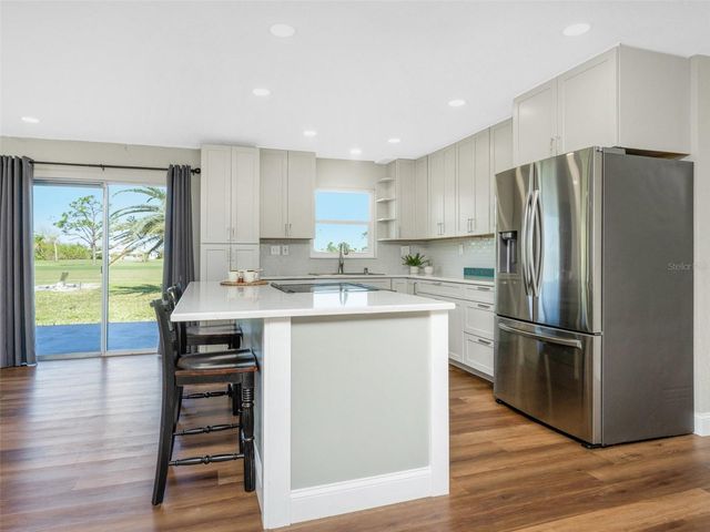 72 OAKLAND HILLS COURT, Rotonda West, FL 33947