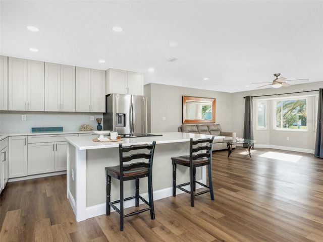 72 OAKLAND HILLS COURT, Rotonda West, FL 33947