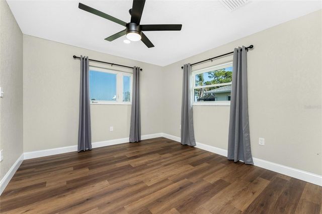 72 OAKLAND HILLS COURT, Rotonda West, FL 33947