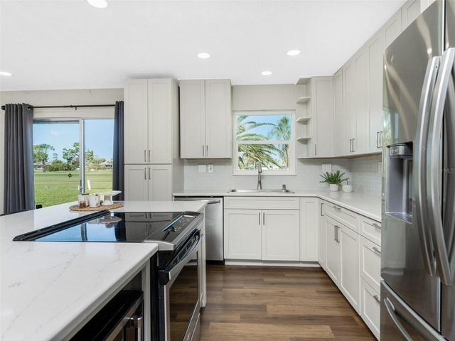 72 OAKLAND HILLS COURT, Rotonda West, FL 33947