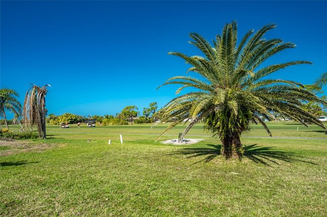 72 OAKLAND HILLS COURT, Rotonda West, FL 33947