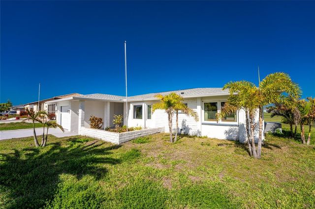 72 OAKLAND HILLS COURT, Rotonda West, FL 33947