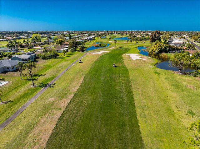 72 OAKLAND HILLS COURT, Rotonda West, FL 33947