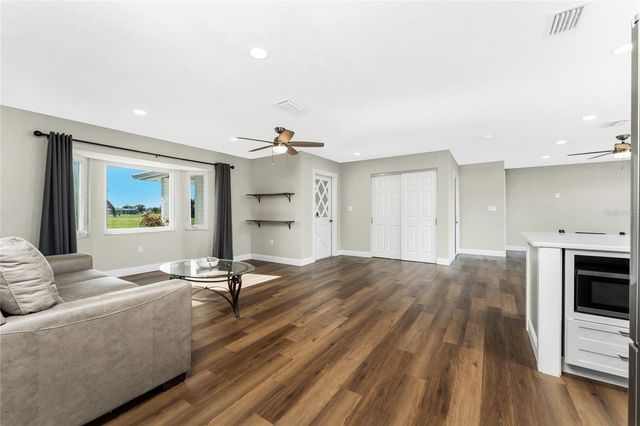 72 OAKLAND HILLS COURT, Rotonda West, FL 33947