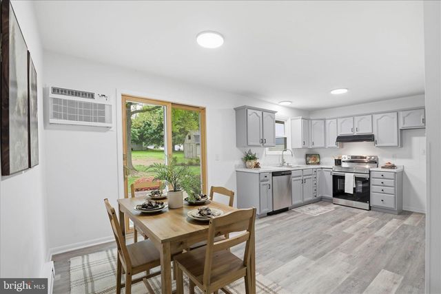 947 HILL ST, Manheim, PA 17545
