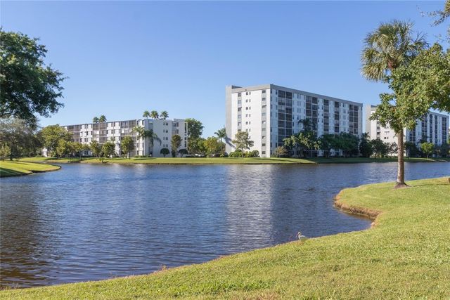 2108 S Cypress Bend Drive 504, Pompano Beach, FL 33069