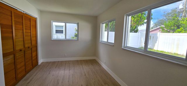 303 SW 33RD Terrace, Deerfield Beach, FL 33442