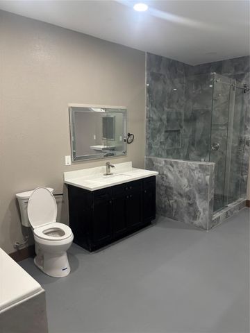 9480 Plum Grove Road, Cleveland, TX 77327