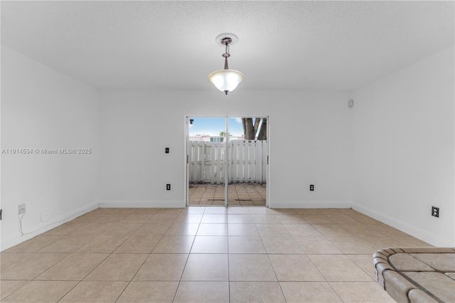 6350 SW 139th Ave, Miami, FL 33183