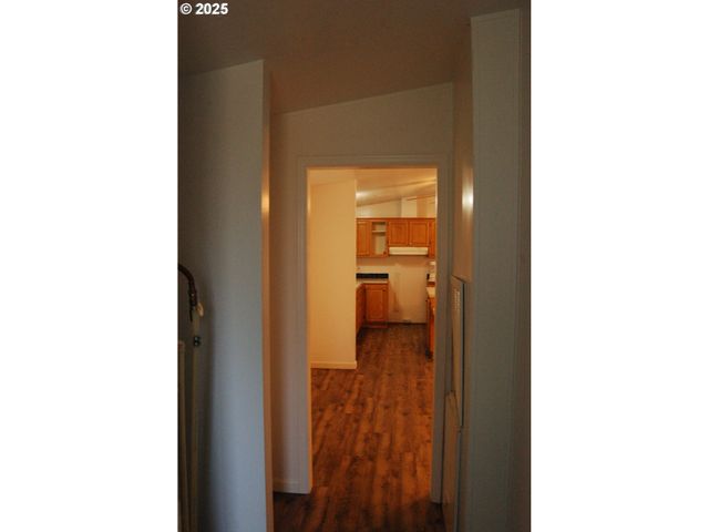 49545 MCKENZIE Hwy, Vida, OR 97488