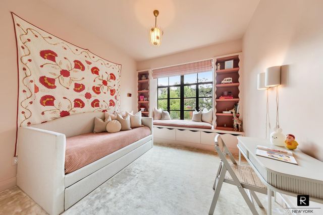 30 Sullivan Street, New York City, NY 10012