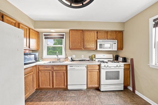 18799 Koester Street, Riverview, MI 48193