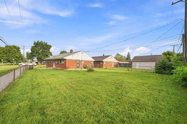18799 Koester Street, Riverview, MI 48193