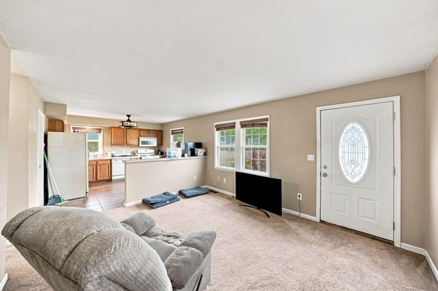 18799 Koester Street, Riverview, MI 48193