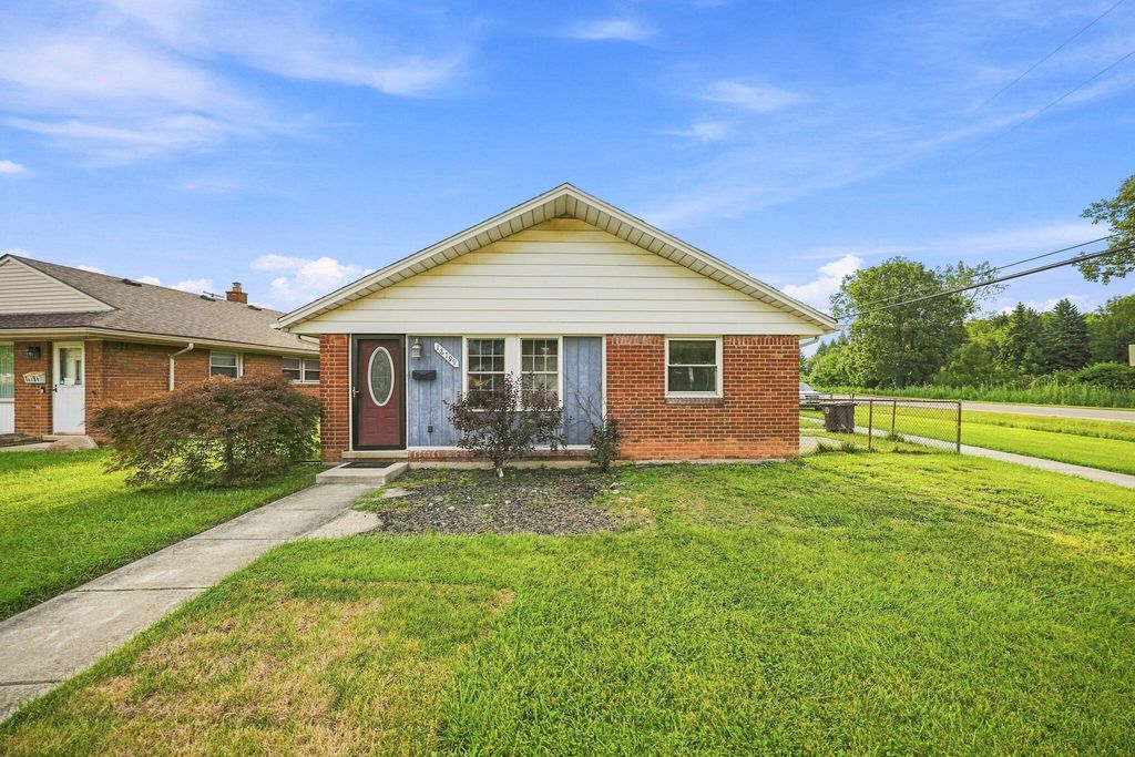 18799 Koester Street, Riverview, MI 48193