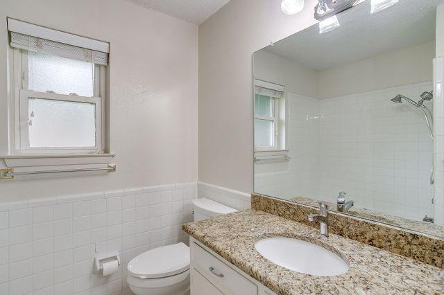 8520 Marys Creek Drive, Benbrook, TX 76116