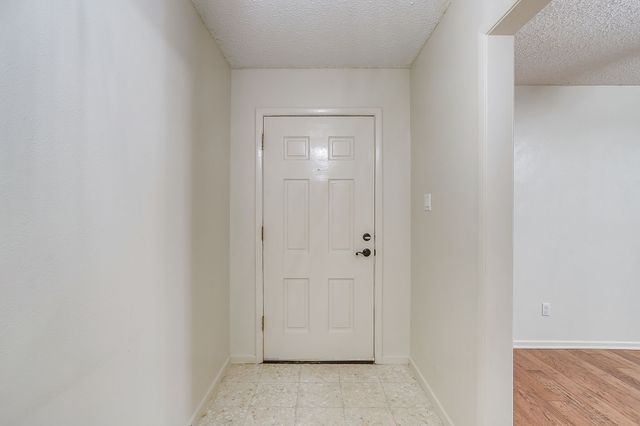 8520 Marys Creek Drive, Benbrook, TX 76116