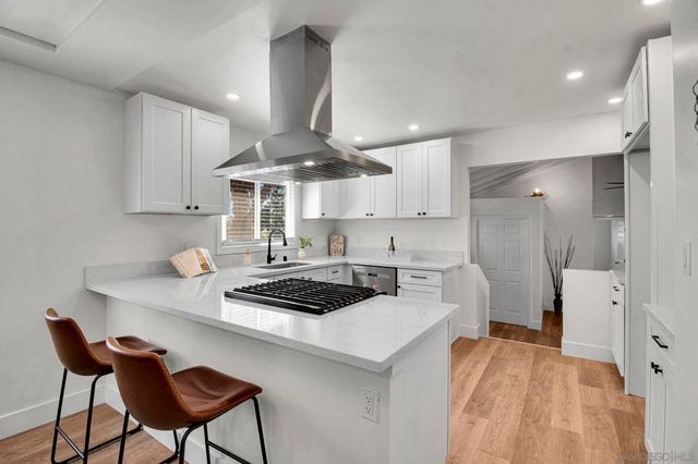 7953 55 Lansing Dr, Lemon Grove, CA 91945