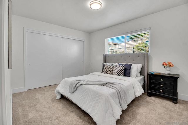 7953 55 Lansing Dr, Lemon Grove, CA 91945