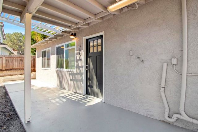 7953 55 Lansing Dr, Lemon Grove, CA 91945