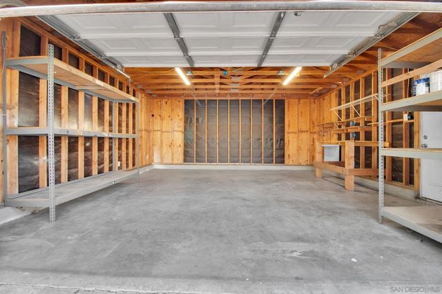 7953 55 Lansing Dr, Lemon Grove, CA 91945