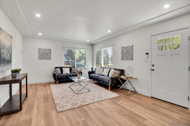 7953 55 Lansing Dr, Lemon Grove, CA 91945