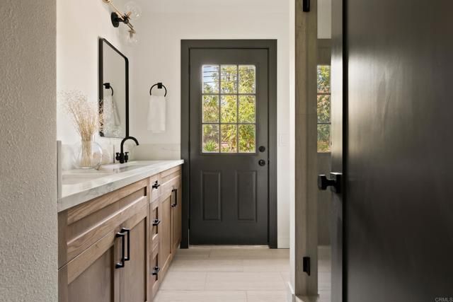 9320 Fortune Lane, La Mesa, CA 91941