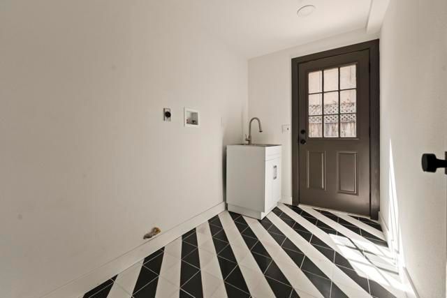 9320 Fortune Lane, La Mesa, CA 91941