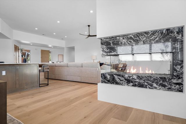 2 Calle Ventoso W, Santa Fe, NM 87506