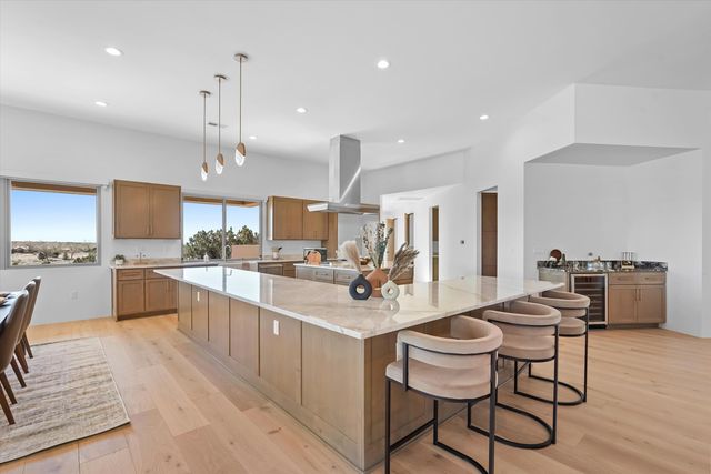 2 Calle Ventoso W, Santa Fe, NM 87506