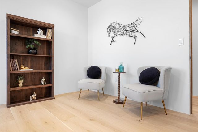 2 Calle Ventoso W, Santa Fe, NM 87506